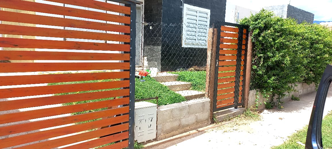 Casa De 2 Dormitorios En La Punta