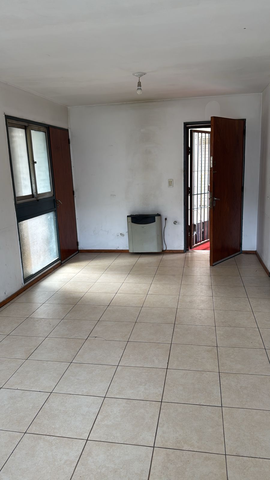 Departamento de 2 dormitorios con balcón y baulera en San Luis